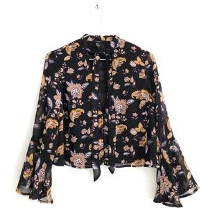 FOREVER 21 Floral Front Tie Blouse Size S